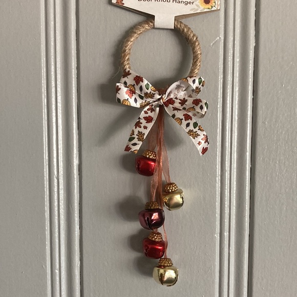 NWT Fall Harvest Theme Door Knob Hanger w/ Bells & Bow - Picture 10 of 10
